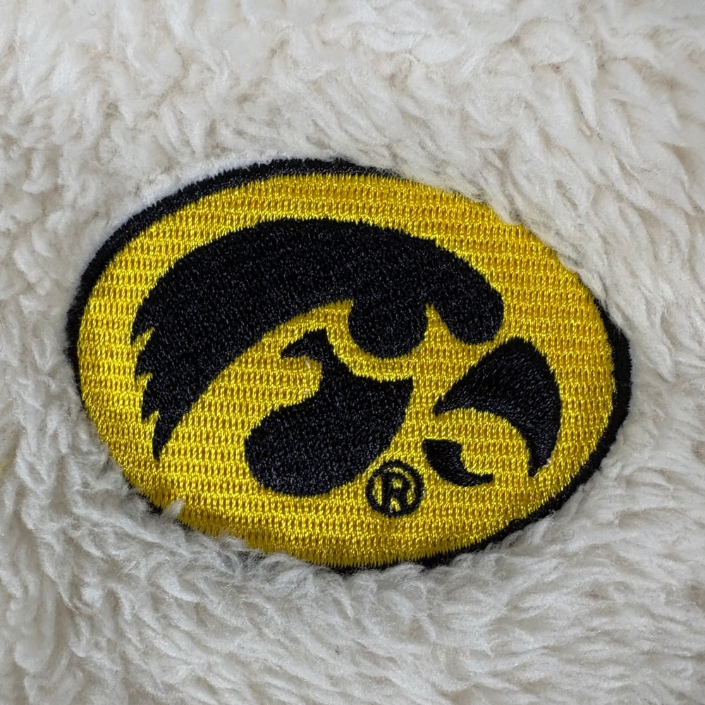 ZooZatz Iowa Hawkeyes Vest Womens XL Cream‎ Sherpa Fleece Full Zip NCAA College - Picture 2 of 8